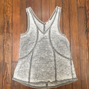 Grey tank